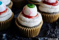 Spooky Black Sesame Eyeball Cupcakes