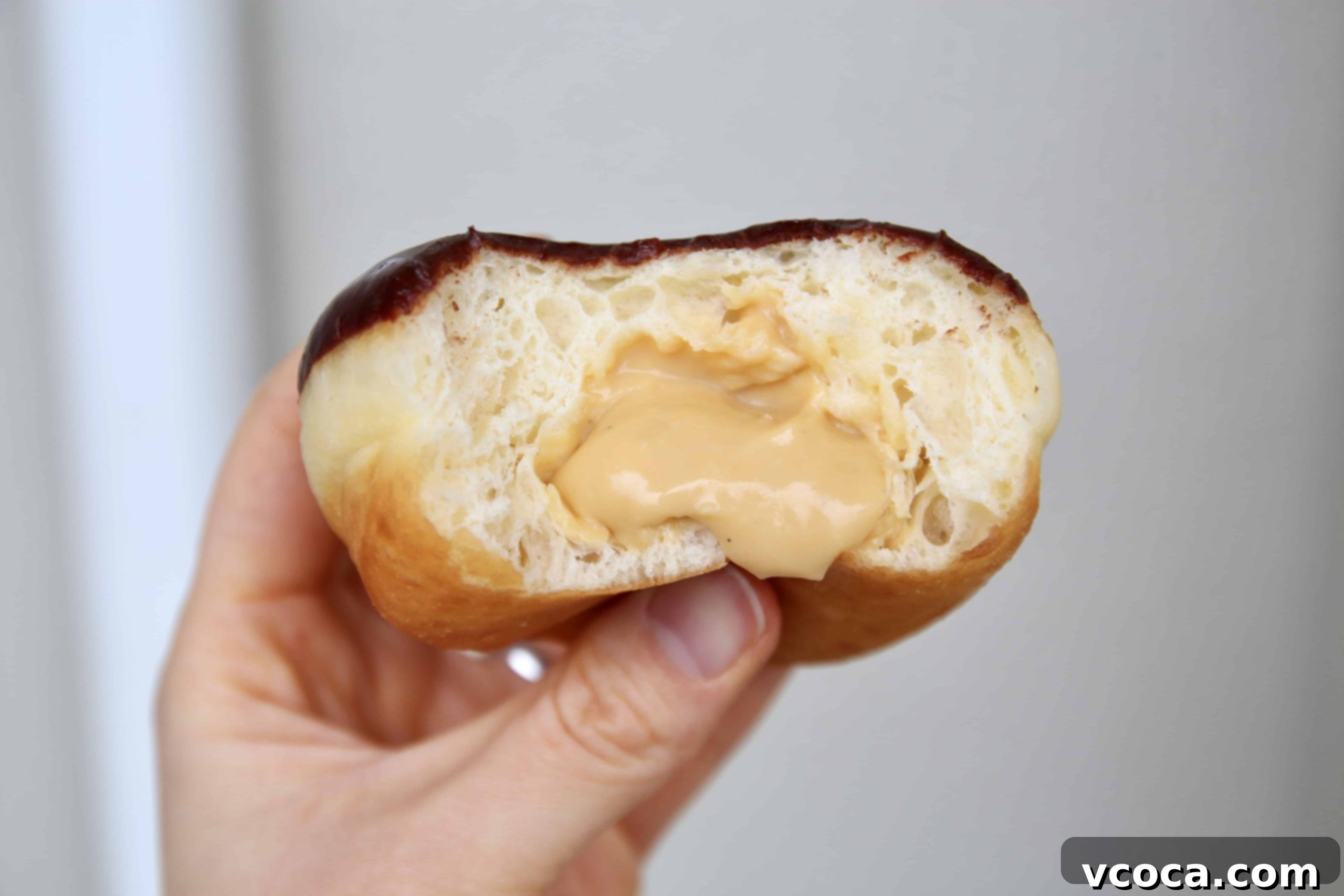 Irish Cream Boston Doughnut Bliss 6 Baileys Boston Cream Doughnuts
