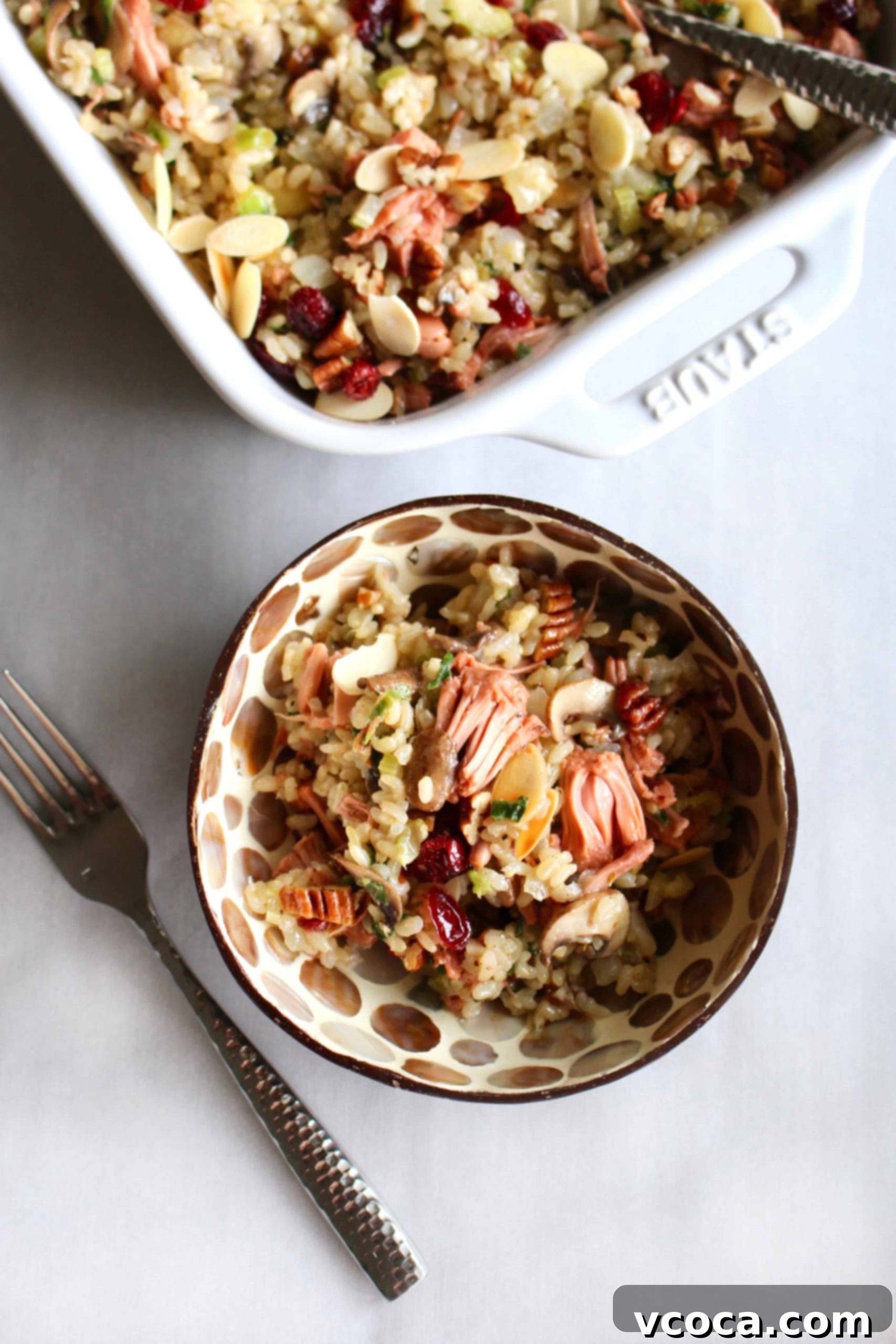 Effortless and Flavorful Vegan Gluten-Free Rice Stuffing 4 A beautifully presented serving of vegan and gluten-free brown rice stuffing with jackfruit, ready for a festive holiday meal. This easy and healthy recipe is ideal for those seeking a plant-based and allergy-friendly Thanksgiving or Christmas side.