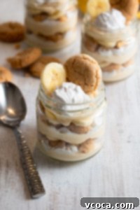 Vegan banana pudding in a jar.